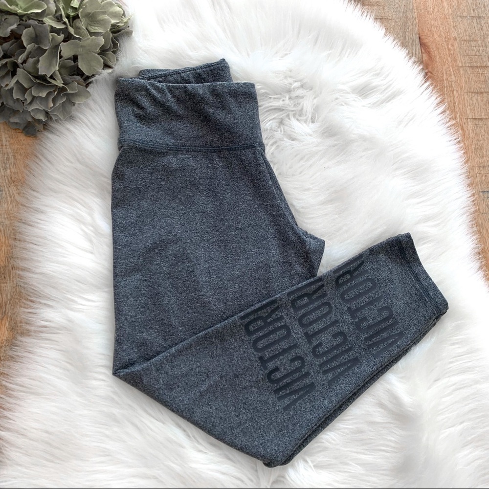 Victoria's Secret Sport Gray Space dye Logo Cropped Legging Size XS